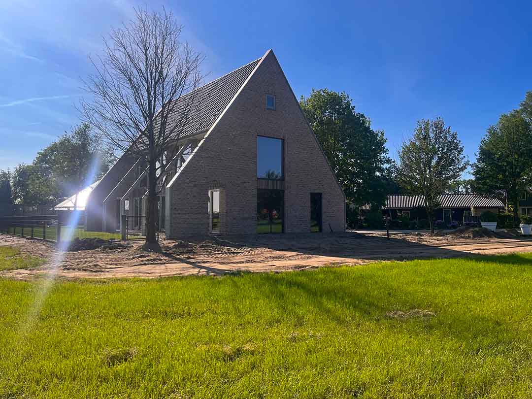 Vrijstaande woning in Enter aan de Ypeloweg