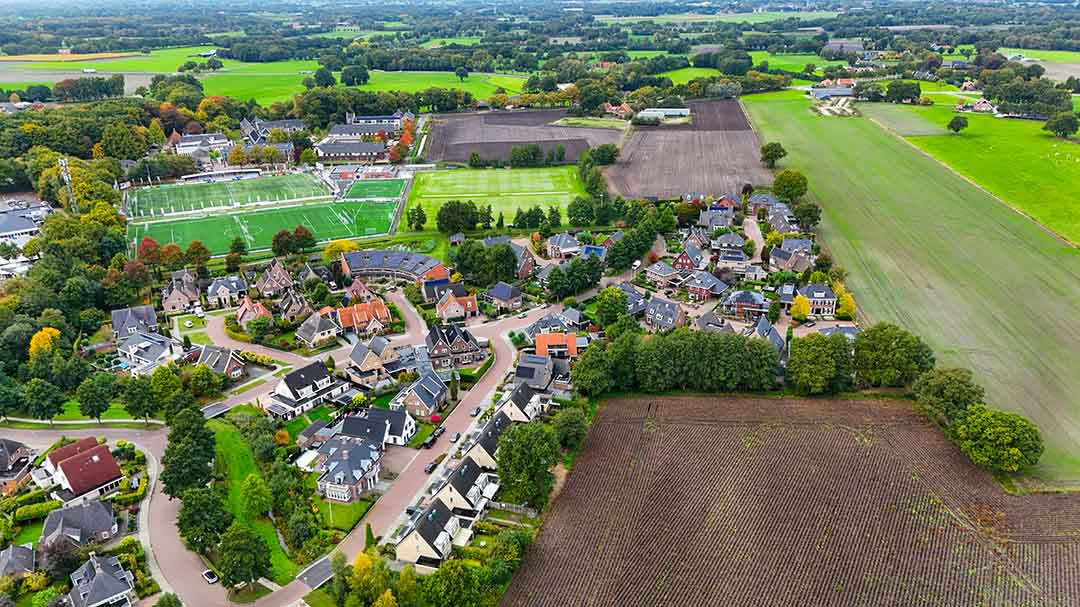 woonwijk De Eschenhoek in Tubbergen drone foto